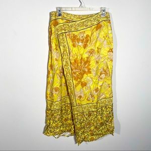 H&M Asymmetric Printed Skirt